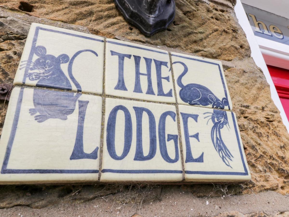 וויטבי The Lodge מראה חיצוני תמונה